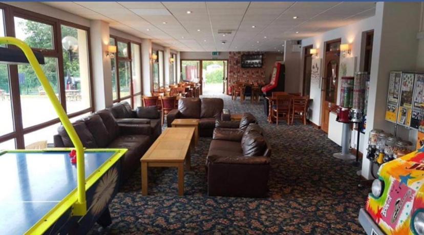 Snowdon Lodge - Glan Gwna Holiday Park Caernarfon - Luxury Family Lodge Kültér fotó